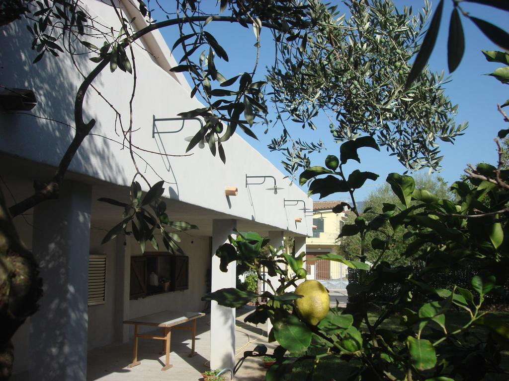Bed and Breakfast Grazia Deledda à Galtellì Extérieur photo